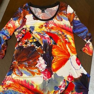 𝕀𝕟𝕧𝕖𝕤𝕥𝕞𝕖𝕟𝕥𝕤 Mulitcolor Top